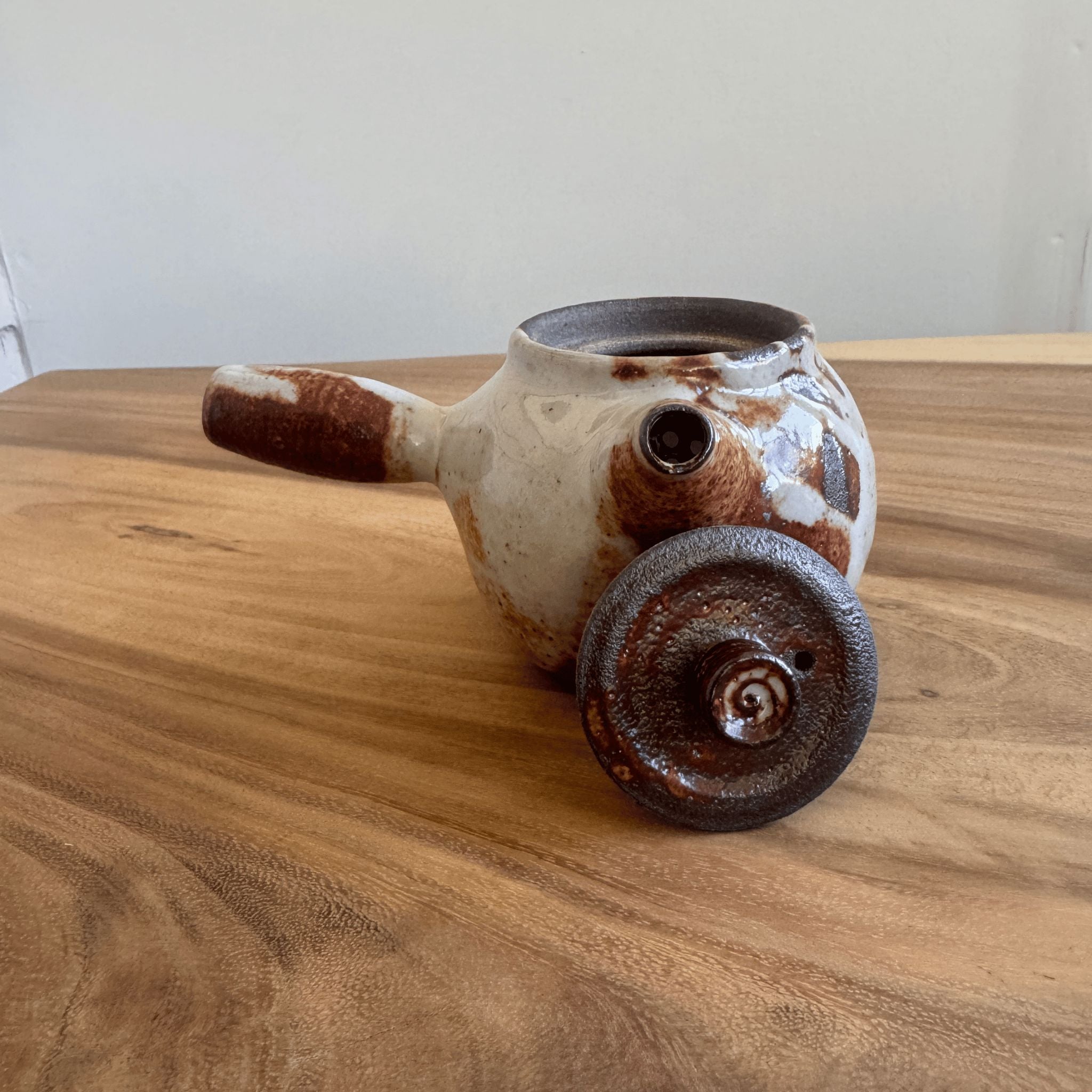 Breathe - Lefty Sidehandle Teapot
